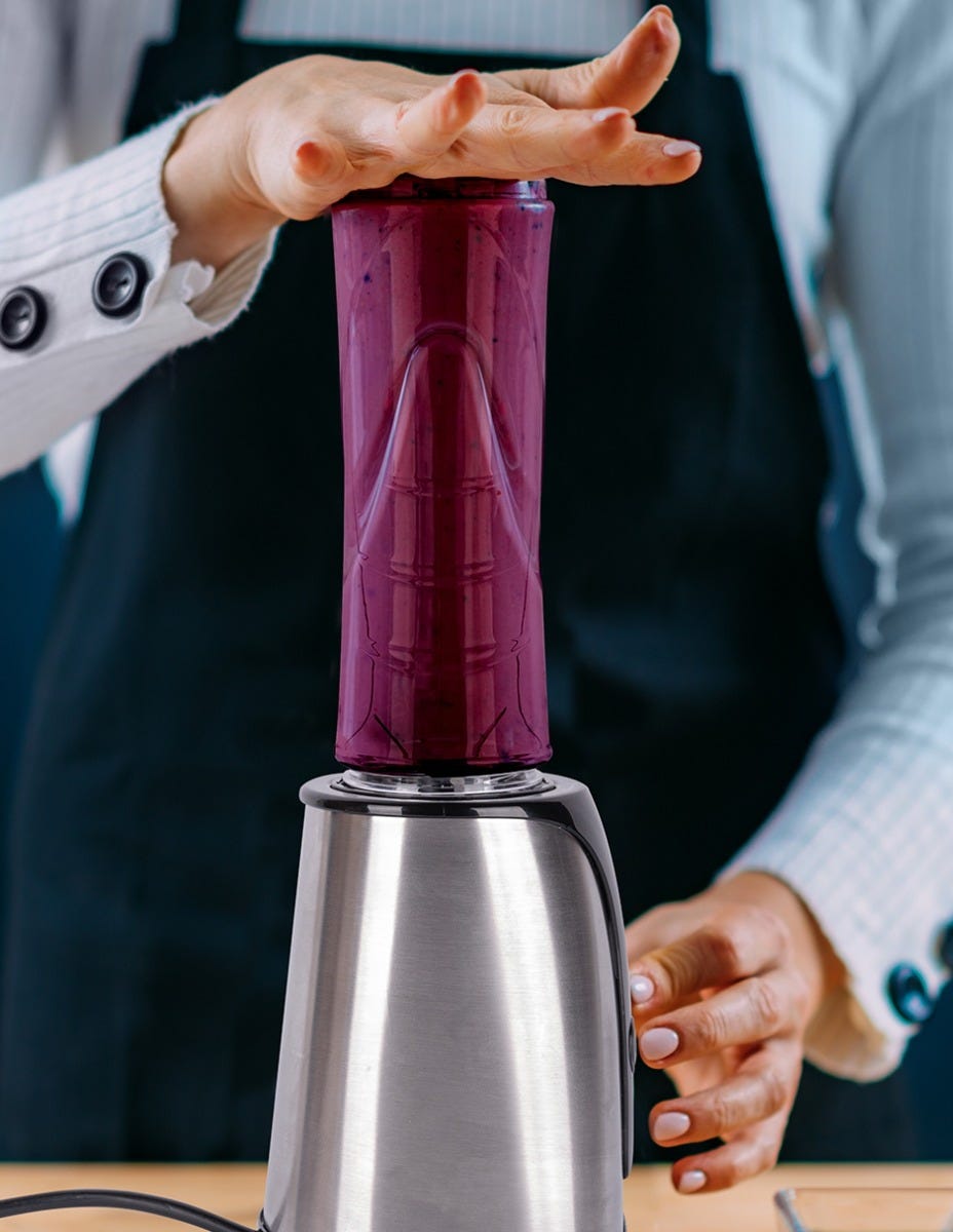 Licuadora personal 600 ml dos vasos negra DBL-829 Daewoo