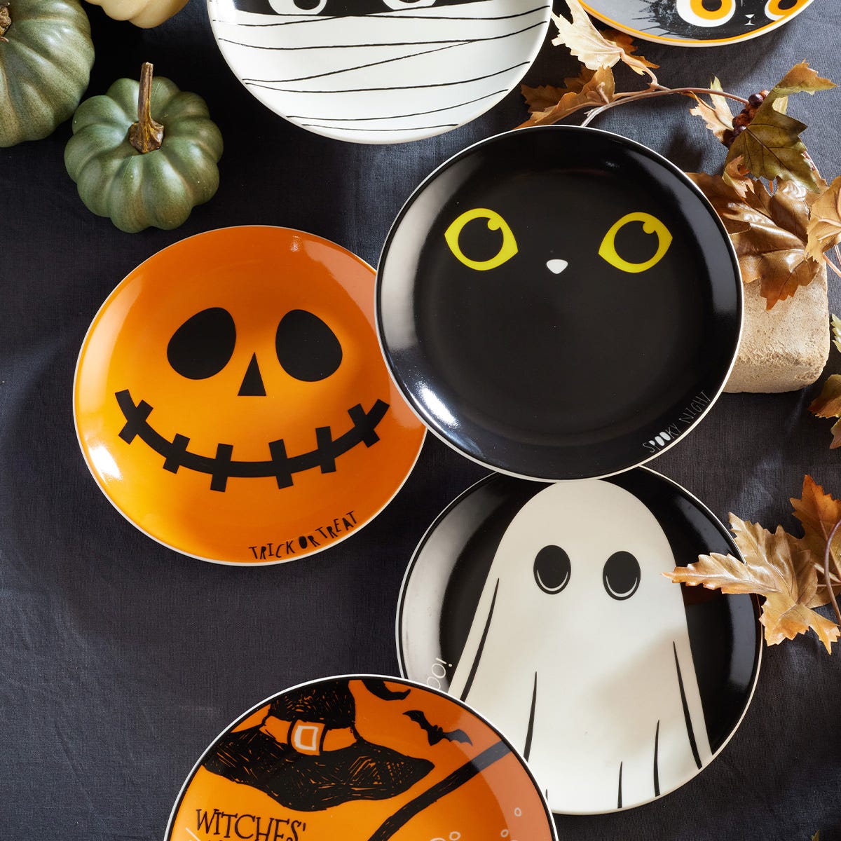 Plato postre de cerámica 20.1 cm Halloween Corona